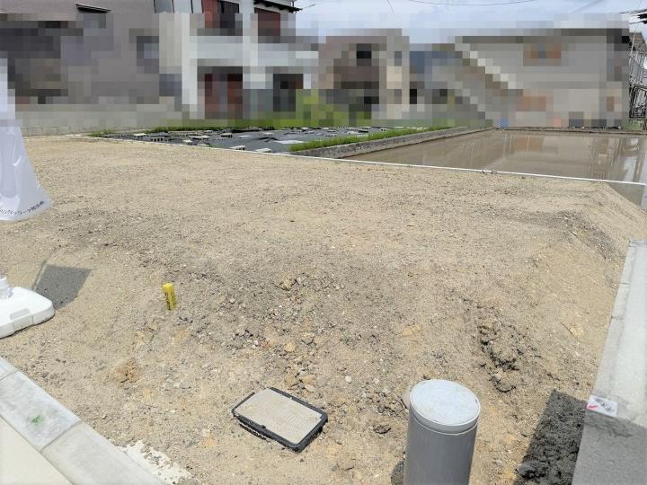 南側道路（西向）
