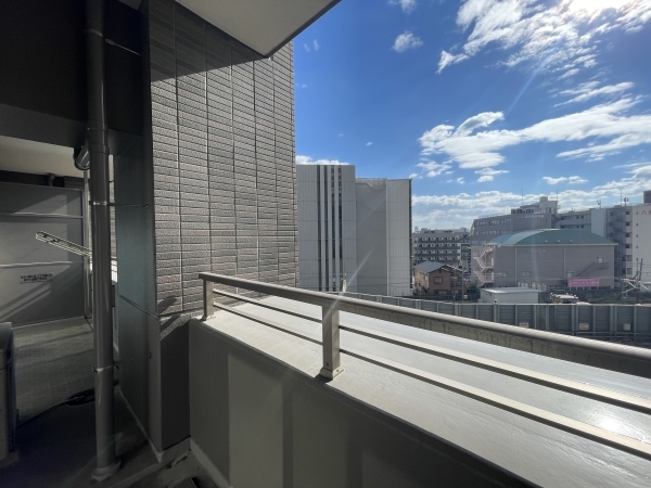 南側バルコニーからの眺望（眺望は将来を保証するものではありません。）