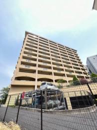 グランシティレイディアントタワーの外観