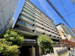 四条烏丸クロスマークの外観