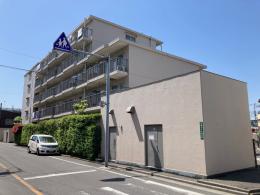 ドルミ第二西川口の外観
