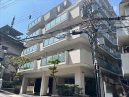 サニークレスト宝塚の外観