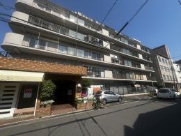 アイビーハイツ岸の里の外観