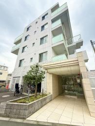 プレシス千歳船橋の外観