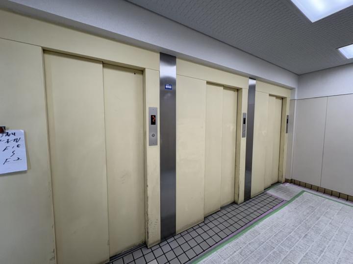 エレベーター