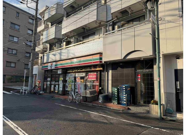 セブンイレブン豊島千早1丁目店まで約220m徒歩3分