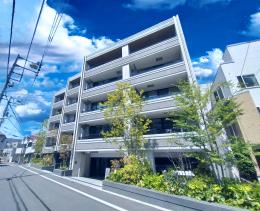 クレヴィア三軒茶屋の外観