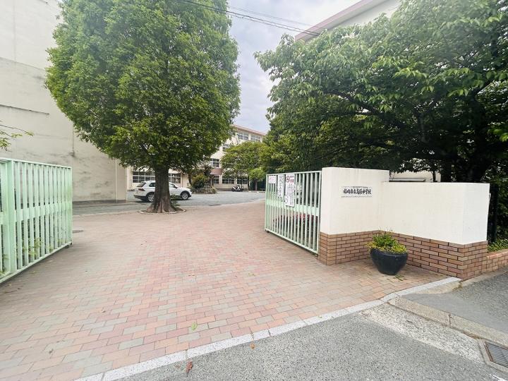 福岡市立高取中学校