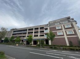 ダイヤモンドライフ若葉台の外観