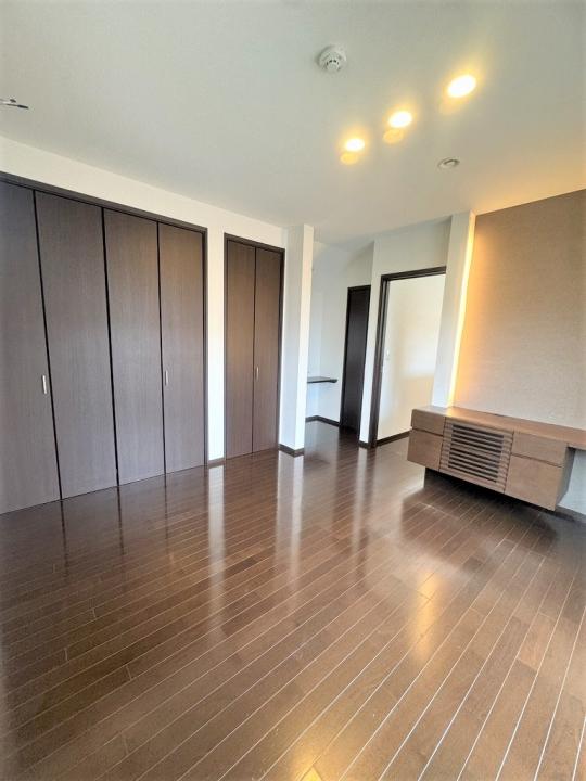 主寝室約７．５帖