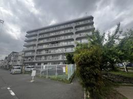 住吉スカイハイツの外観
