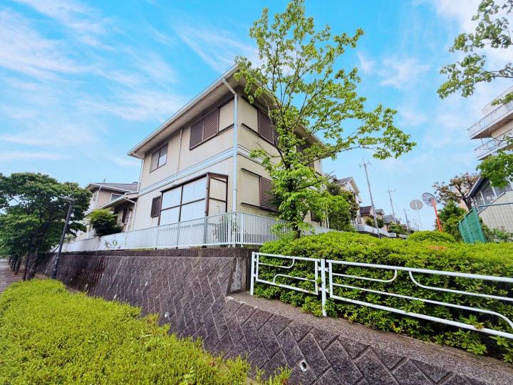 北東側道路より撮影