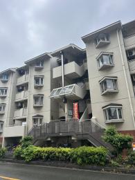 今福第三コーポ二号棟の外観