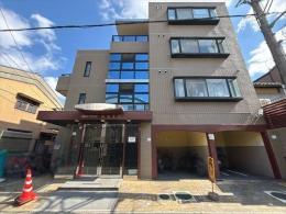 朝日プラザ四条大宮の外観