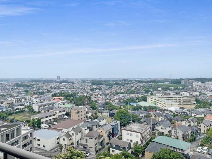 眺望：バルコニーから（東側）