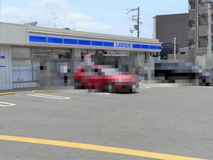 ローソン豊中上野東一丁目店まで約560m徒歩7分