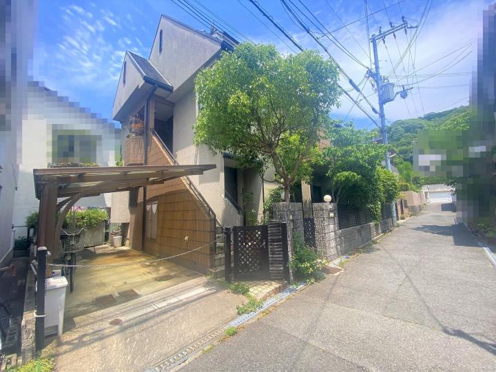 道路との高低差はございません！