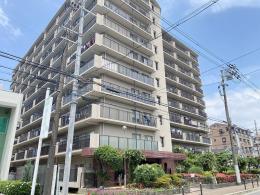 メゾンドヴィル今福の外観