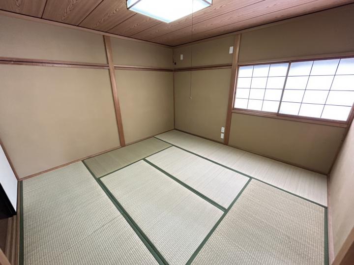 和室 約8帖