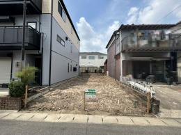北名古屋市片場六所土地の外観