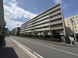 オーベルグランディオ横浜鶴見ブリーズテラスの外観