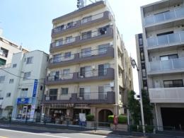 マンション三鷹台の外観