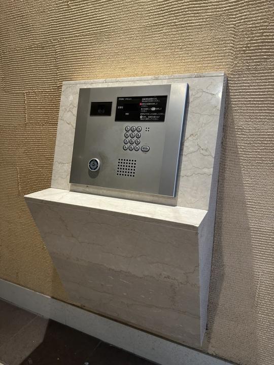 モニター付きオートロック　非接触型キーの対応