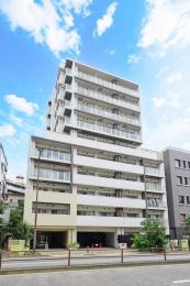 ラ・コスタ新宿余丁町の外観