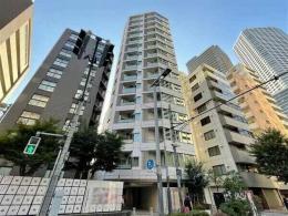 プレミスト新宿都庁前の外観