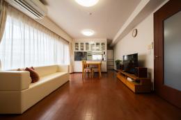 ローレルスクエア南甲子園の外観