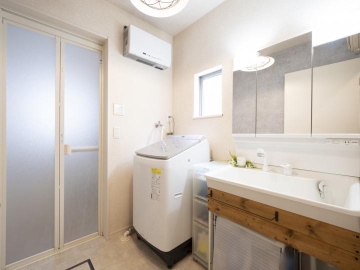 洗面化粧台、洗面所