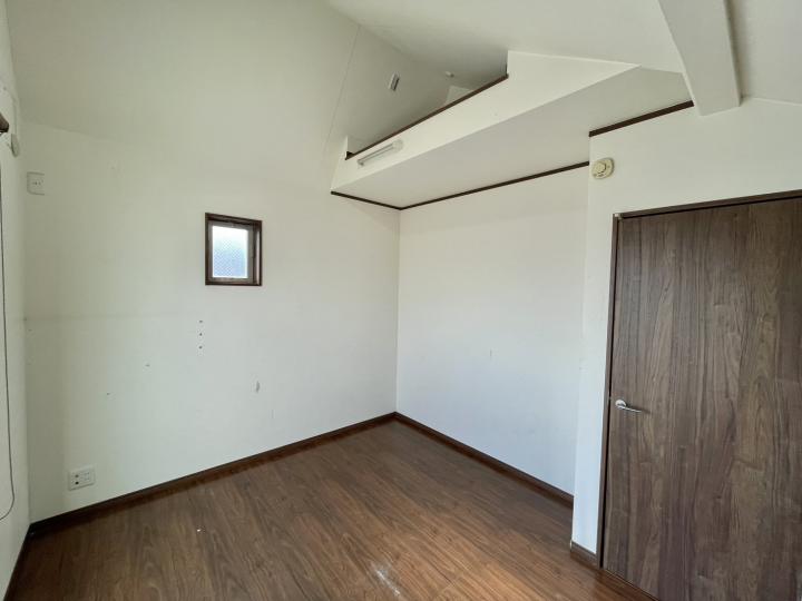 ■3階洋室部分（約5帖、クローゼット付）