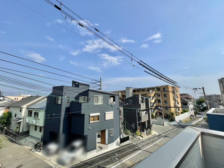 ■南東側の眺望（3階バルコニーより）