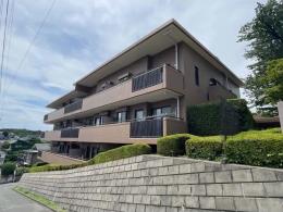 コスモ玉川学園前の外観