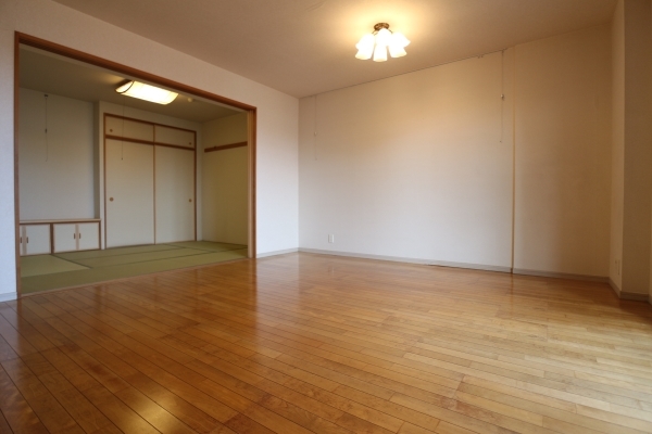 リビングダイニング