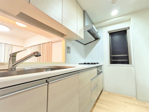 対面式キッチン(CGで作成したリフォームイメージです)