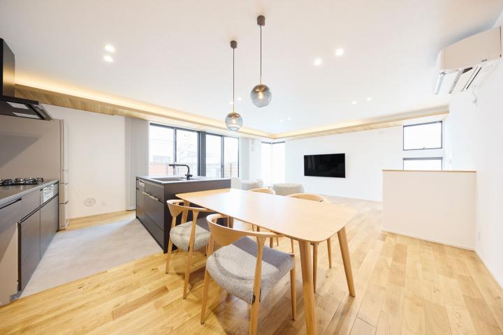 約22.5帖のリビングダイニングキッチン