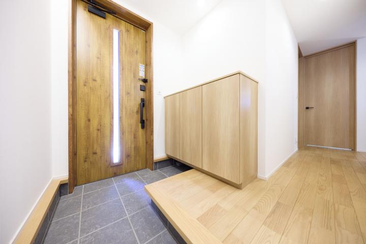 シューズクローク付きの玄関