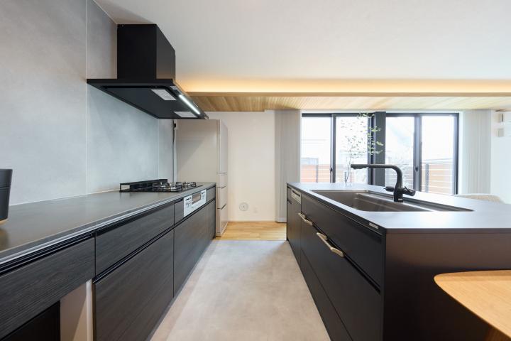 アイランドキッチン(ミーレの食洗器付き)