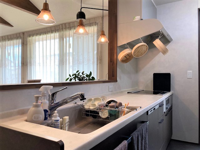 LDを見渡す食洗器付きカウンターキッチン