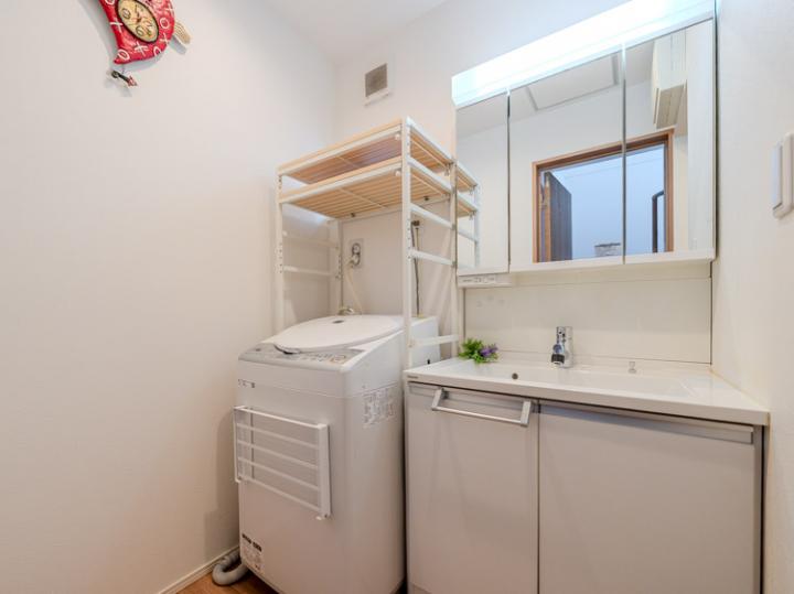 脱衣場、洗面所