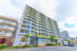 ワールドパレスの外観