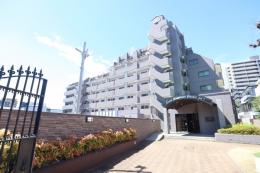 ライオンズマンション大橋第３の外観