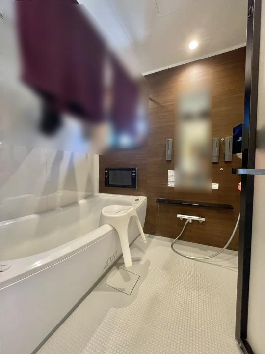 ■浴室にはテレビが付いております■1618サイズ■窓有り