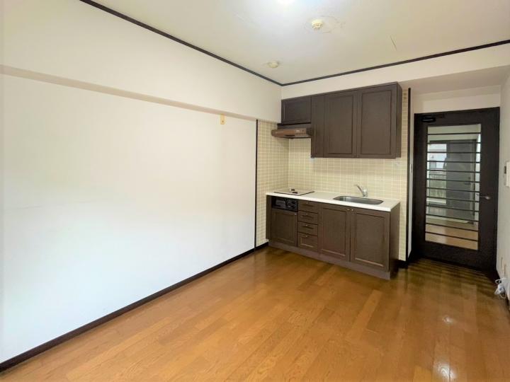 約7帖のリビングダイニング