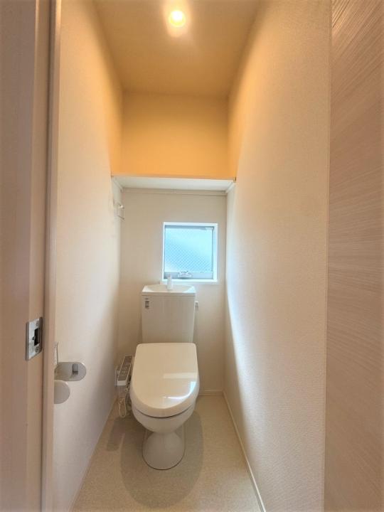 ３階トイレ