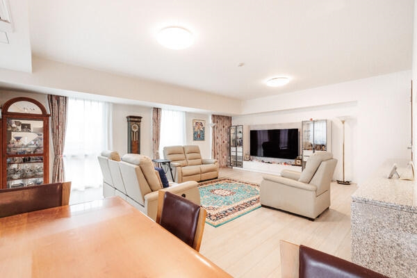 ※販売対象に家具・調度品は含まれません。