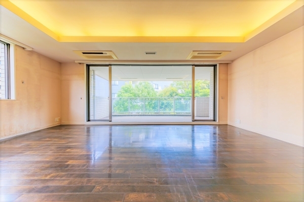 リビングダイニング