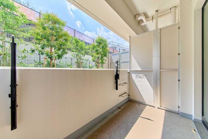 テラス(撮影年月:2025年08月)