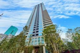 白金ザ・スカイEASTの外観